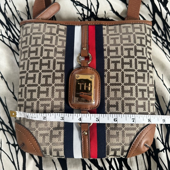 Tommy Hilfiger brown logo crossbody purse w/ribbon accent, faux leather, NWT - Picture 13 of 17